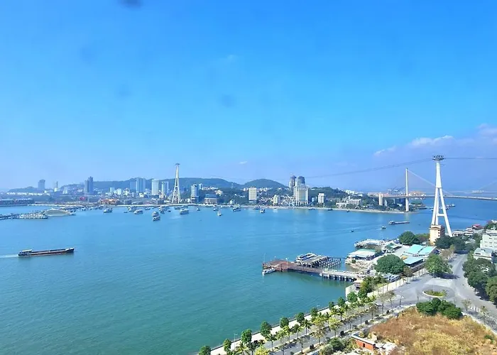 Bay View - Charming Sapphire *