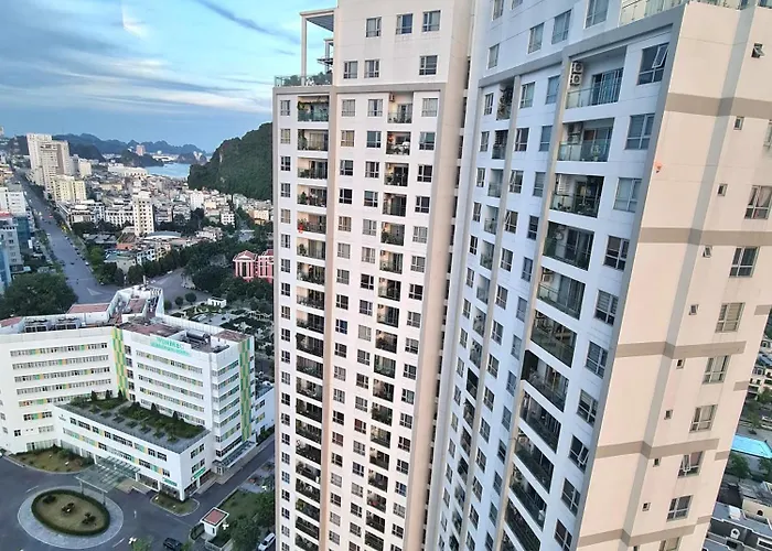 Bay View - Charming Sapphire * Hạ Long