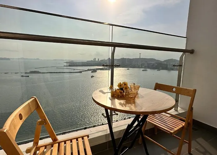 Bay View - Charming Sapphire Căn hộ *